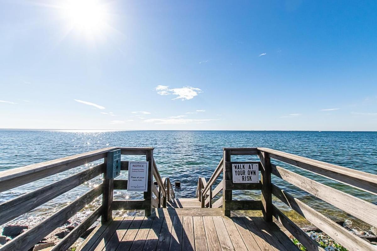 East End Condo Across From Assoc Beach بروفينس المظهر الخارجي الصورة